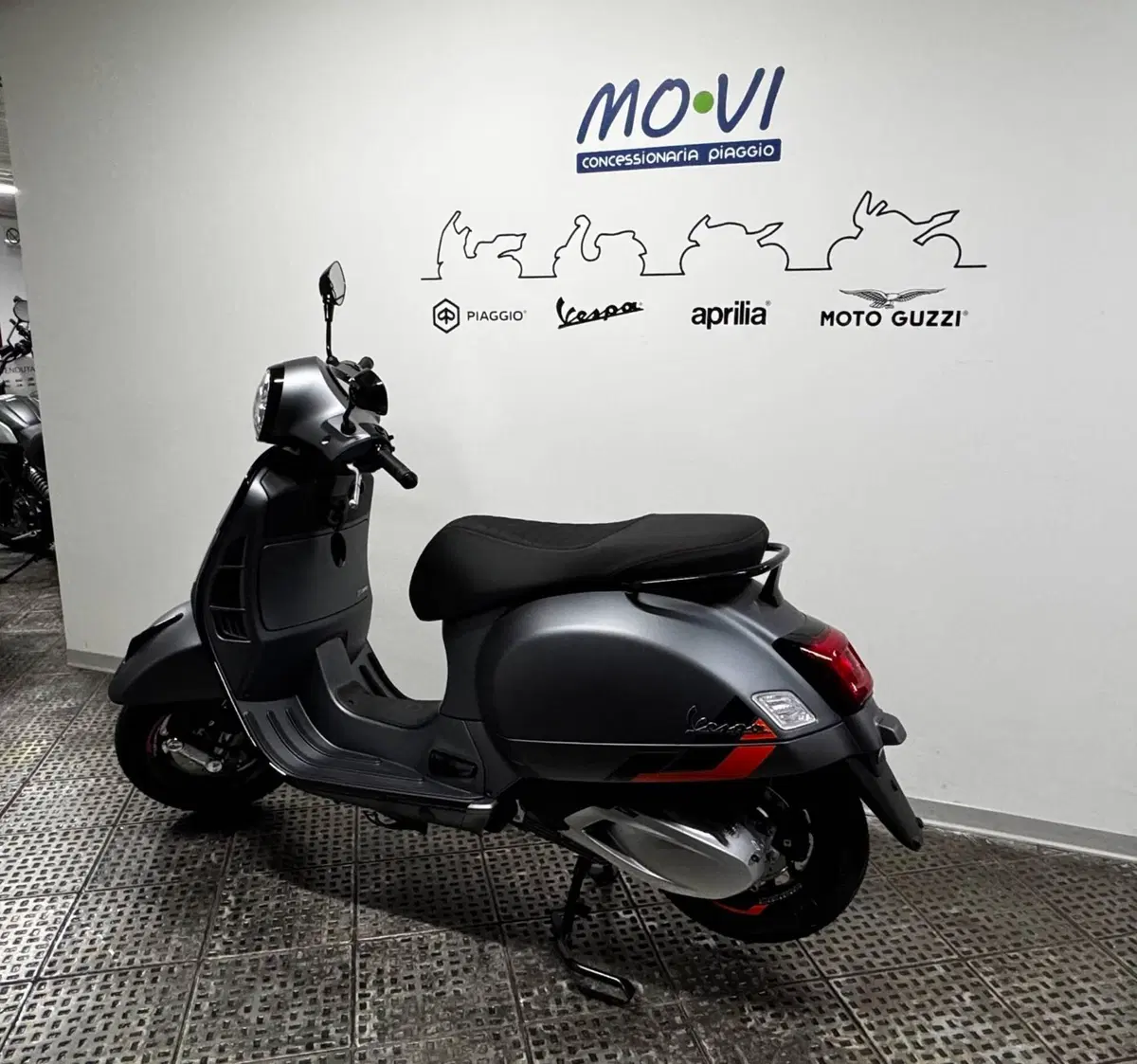 Vespa GTS 310 Supersport (2025 - 26) (2)