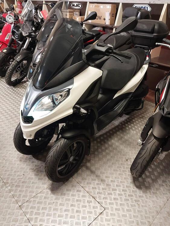 Piaggio MP3 300 ABS Hpe (2021 - 24) (3)