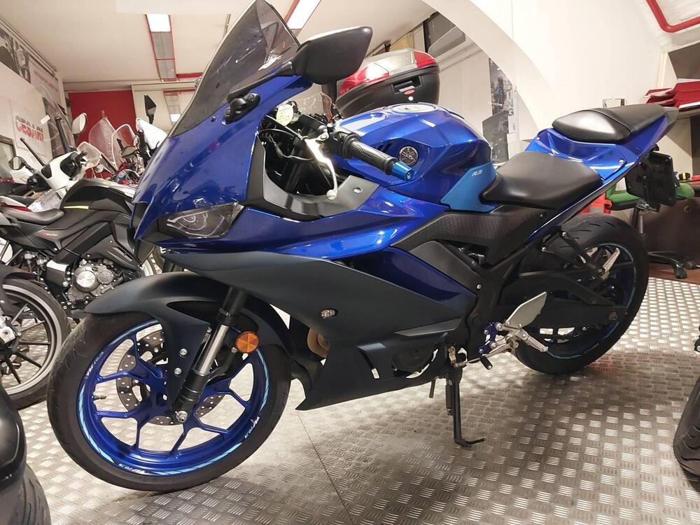 Yamaha YZF R3 (2021 - 24) (2)