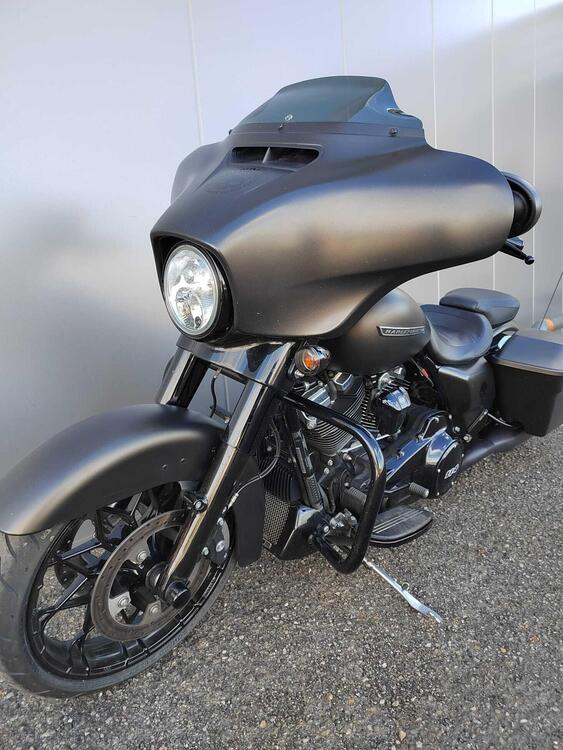 Harley-Davidson 114 Street Glide Special (2019 - 20) - FLHXS (2)