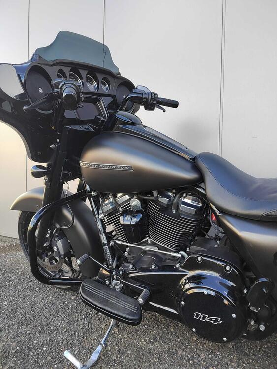 Harley-Davidson 114 Street Glide Special (2019 - 20) - FLHXS (3)