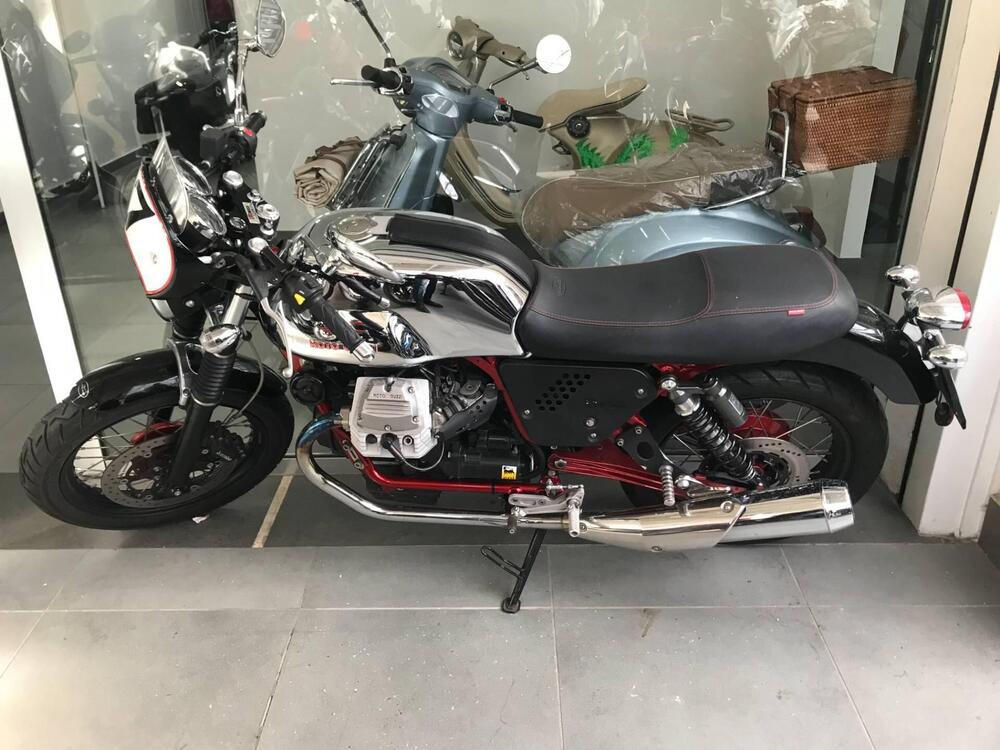 Moto Guzzi V7 II Racer (2015 - 17)