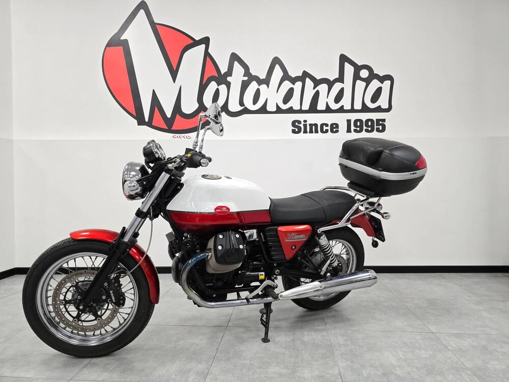 Moto Guzzi V7 II Special (2015 - 17) (3)