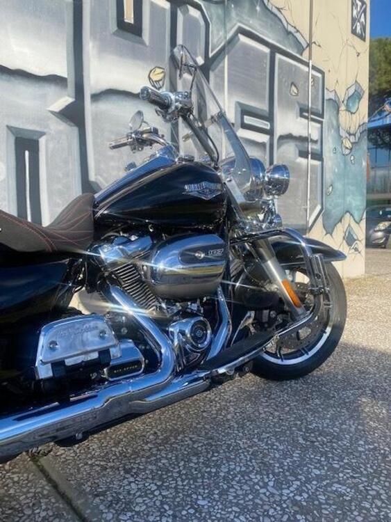 Harley-Davidson 107 Road King (2017) - FLHR (2)