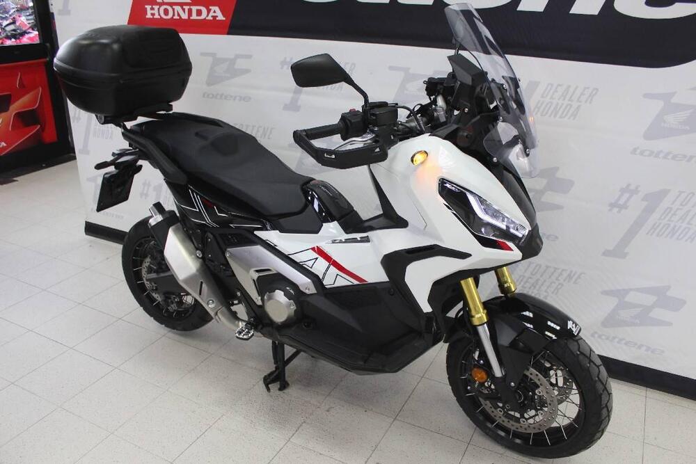 Honda X-ADV 750 DCT (2021 - 24) (2)