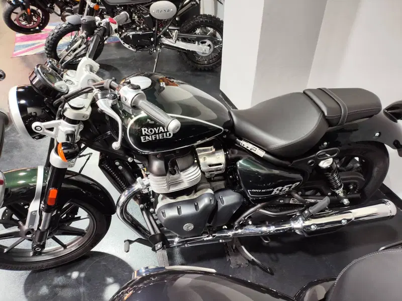 Royal Enfield Super Meteor 650 (2023 - 26)