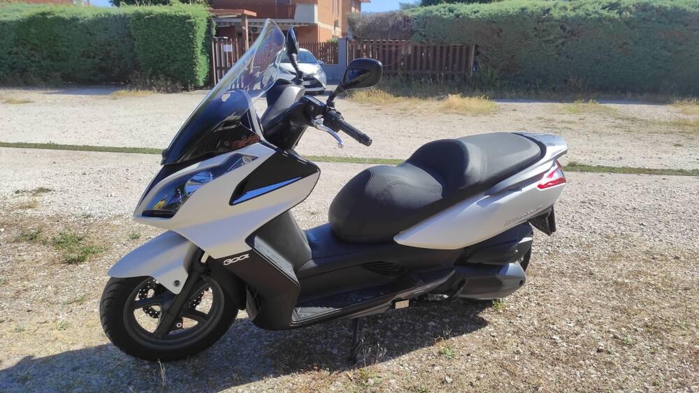 Kymco Downtown 300i ABS (2009 - 17) (3)