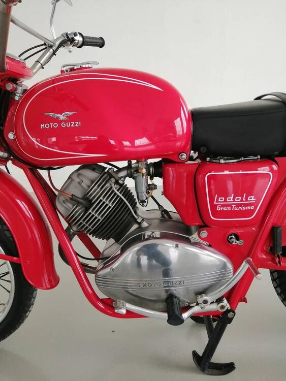 Moto Guzzi Lodola 235 gran turismo (3)