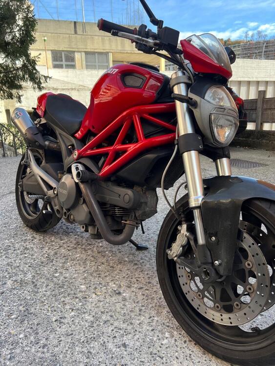 Ducati Monster 696 (2008 - 13) (4)