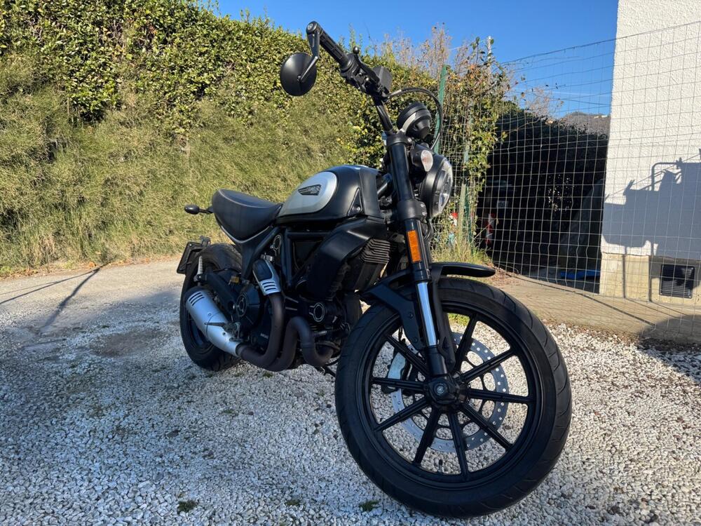 Ducati Scrambler 800 Icon Dark (2021 - 22) (3)