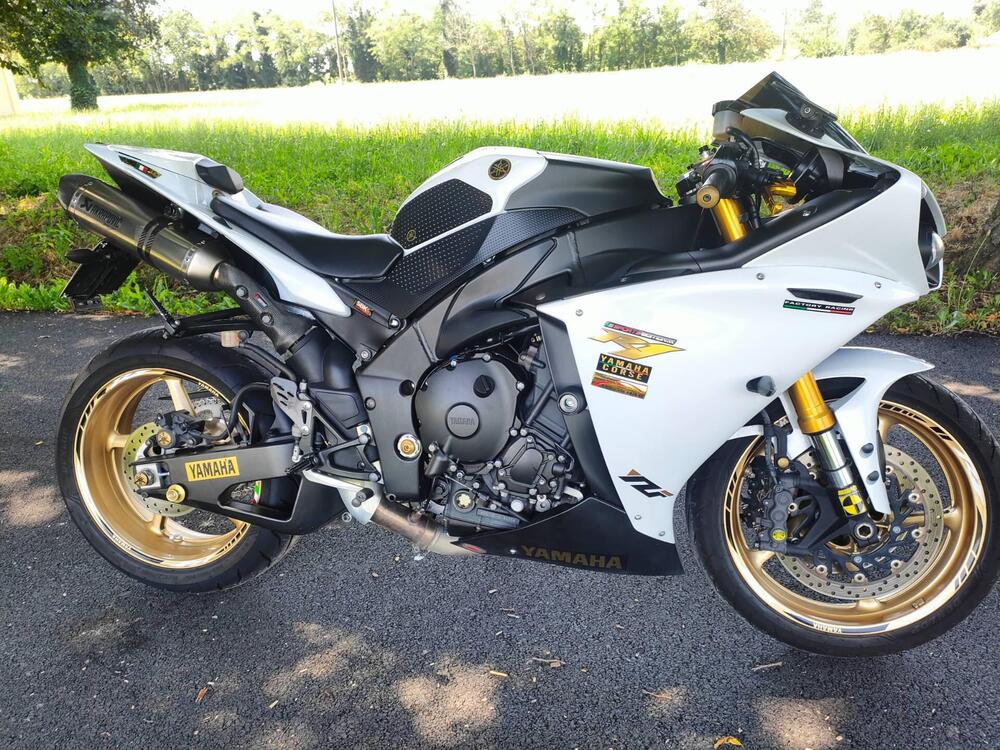 Yamaha YZF R1 (2012 - 14)