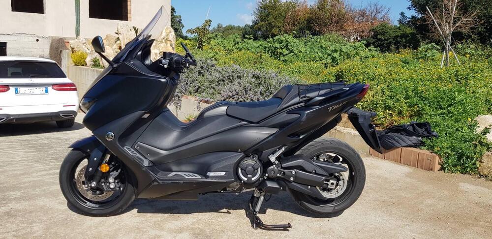 Yamaha T-Max 560 (2020 - 21)