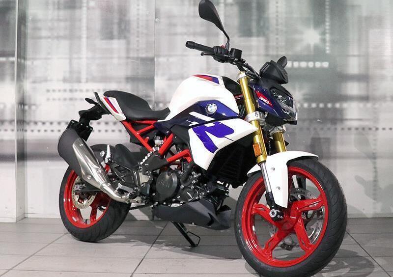 Vendo Bmw G 310 R 2021 25 nuova a Casalgrasso codice 9510000 Moto