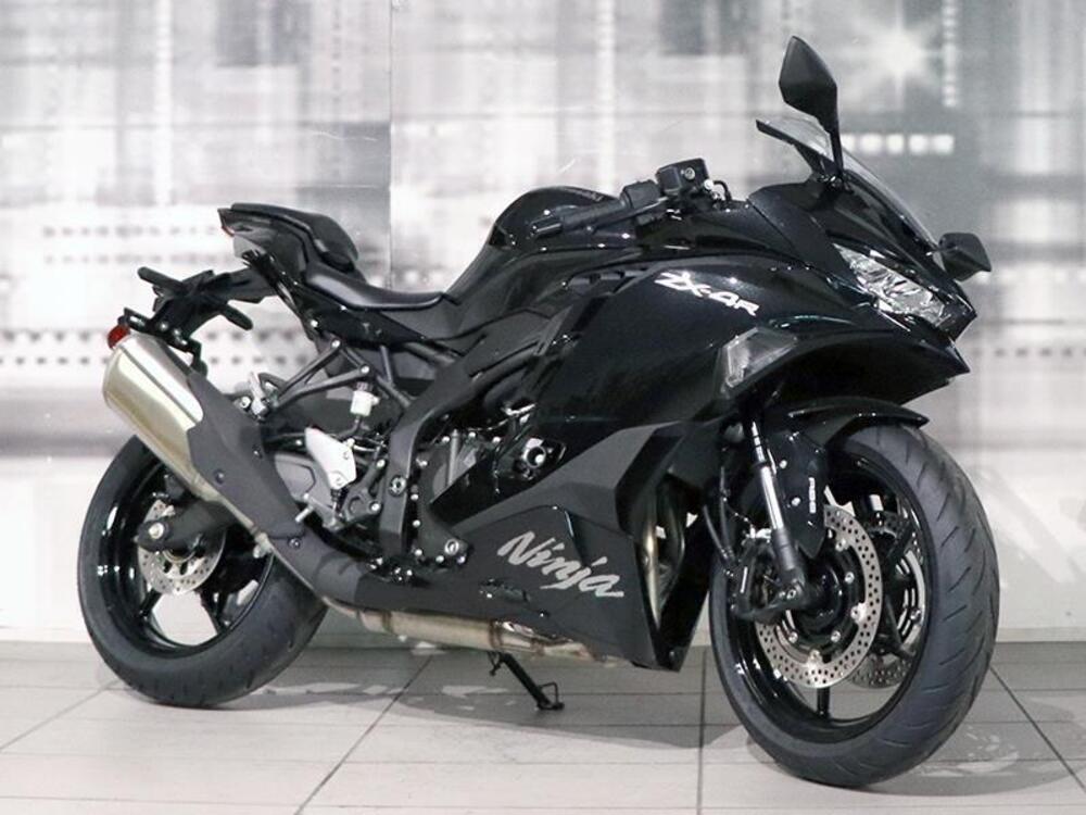 Kawasaki Ninja ZX-4R (2024 - 25)