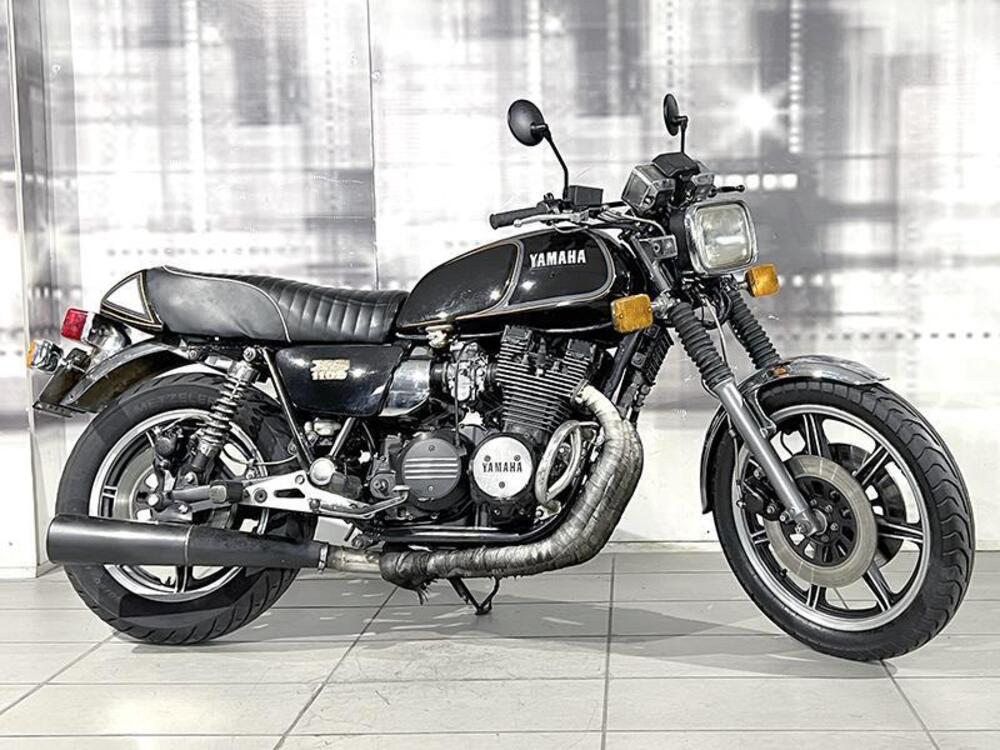 Yamaha XS 1100