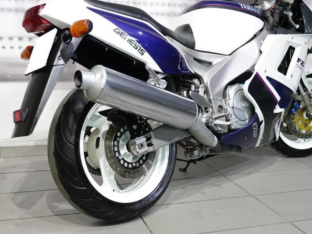 Yamaha FZR 1000 Exup (1991 - 93) (3)