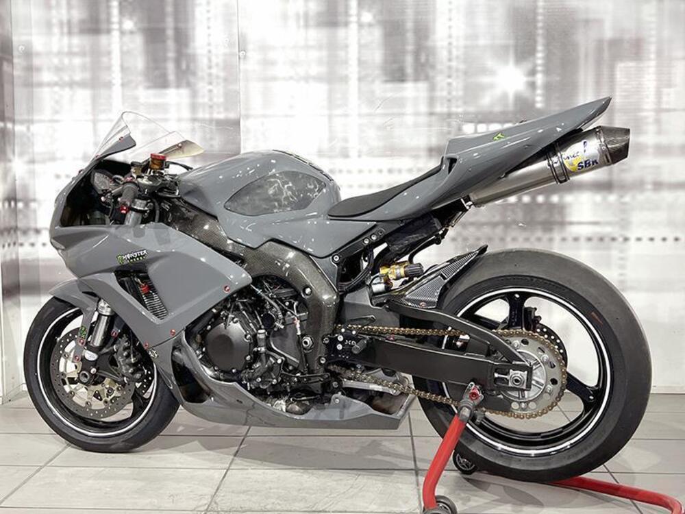 Honda CBR 1000 RR Fireblade (2006 - 07) (2)