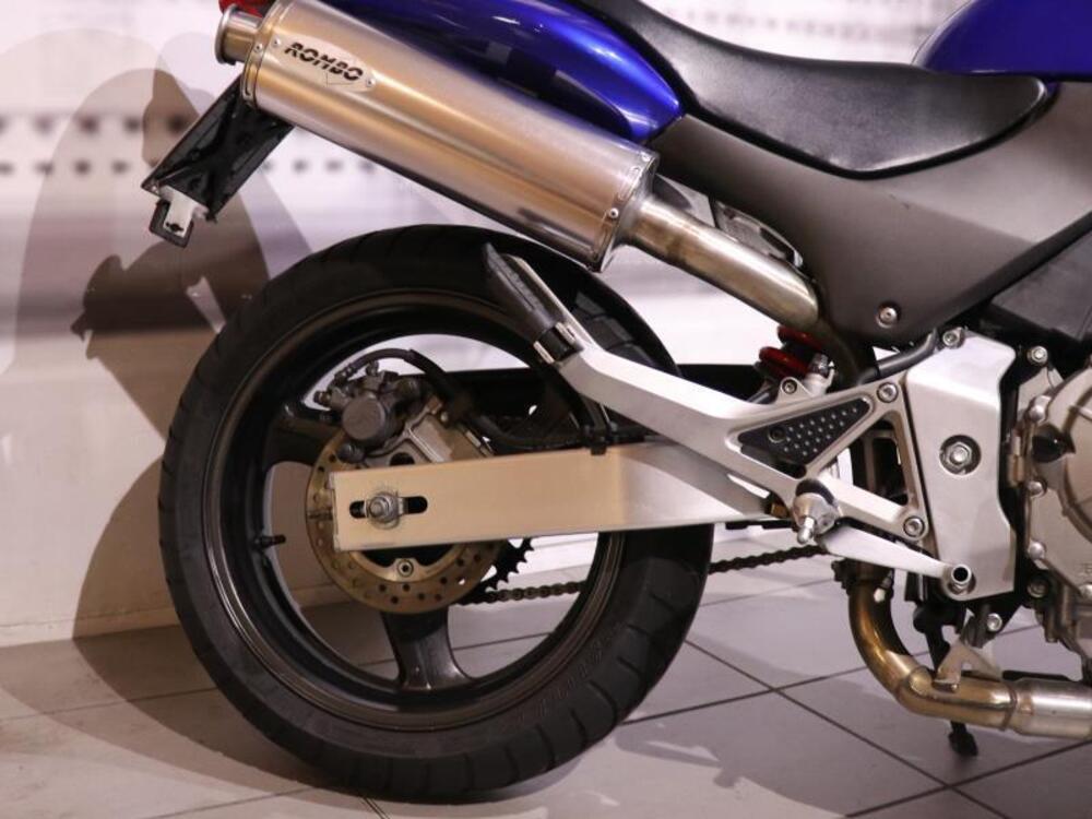 Honda Hornet 600 (2000 - 02) (4)