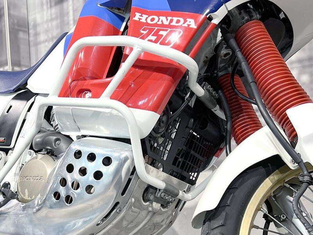 Honda Africa Twin NXR 750 (1990 - 91) (5)