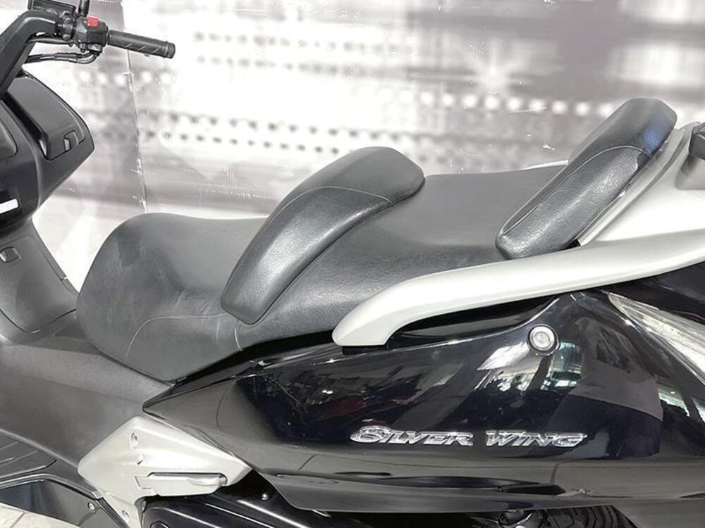 Honda Silver Wing 600 (2005 - 09) (4)