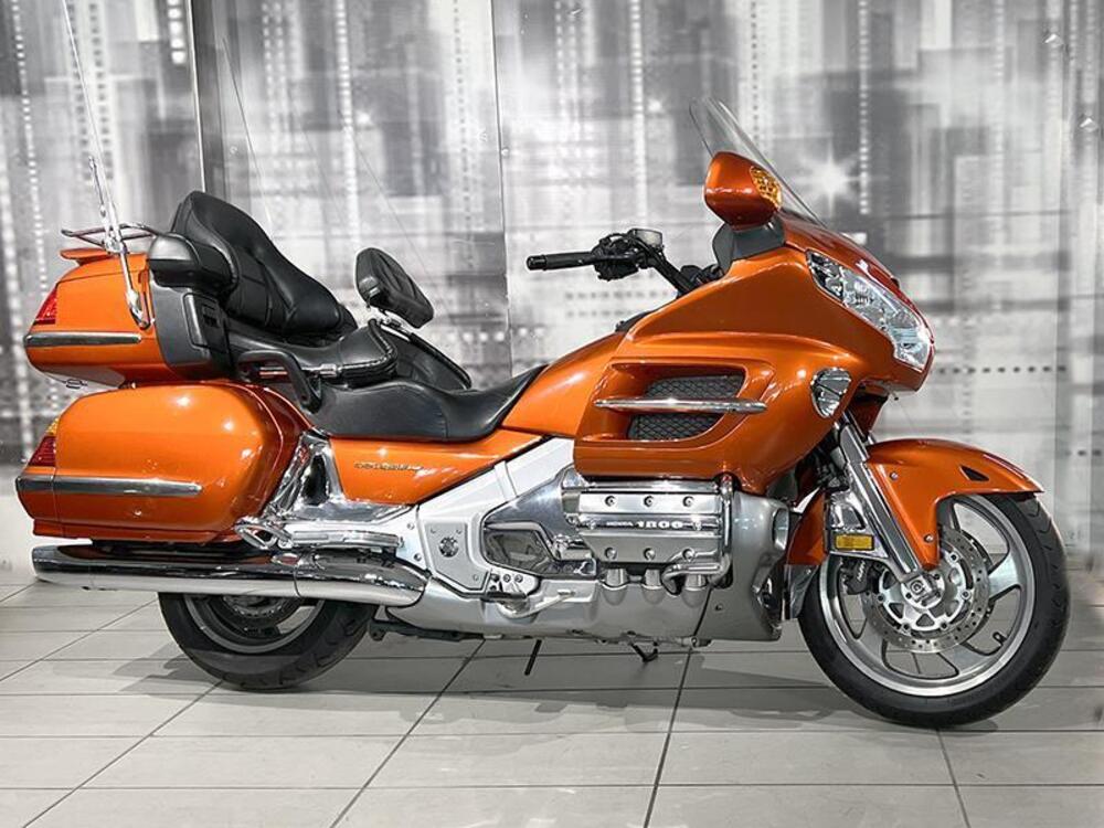 Honda GL 1800 Gold Wing (2000 - 05)