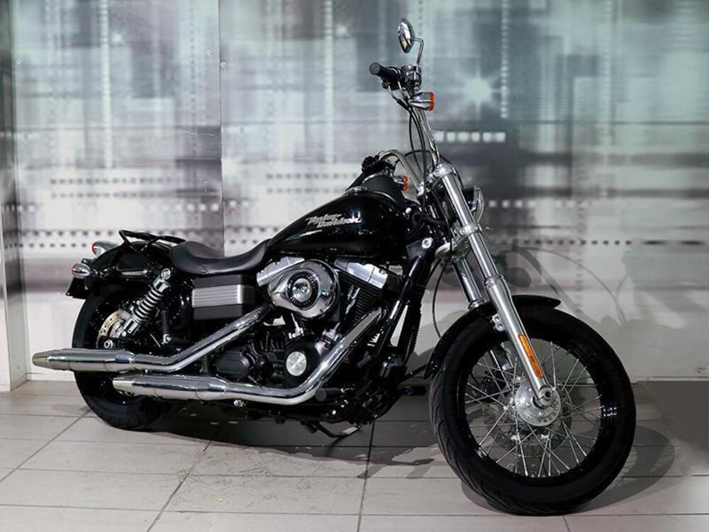 Harley-Davidson 1584 Street Bob (2007) - FXDB