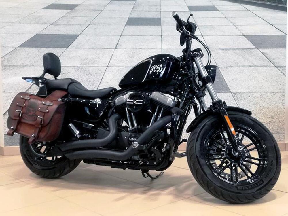 Harley-Davidson 1200 Custom (2017) - XL 1200C