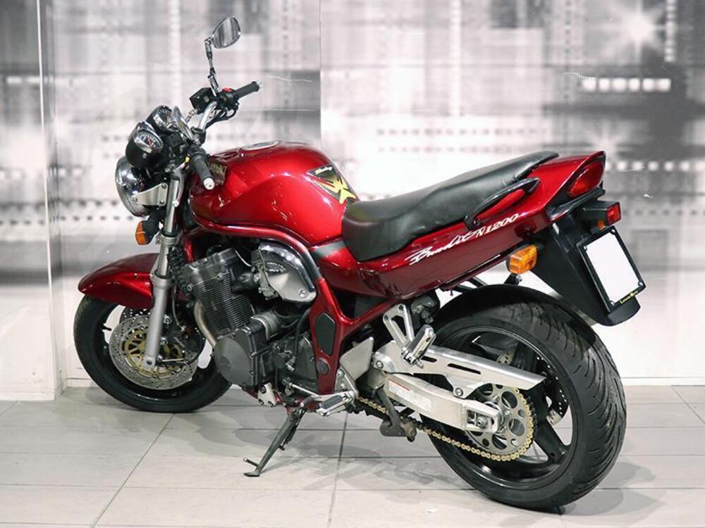 Suzuki GSF 1200 Bandit (1997 - 00) (2)