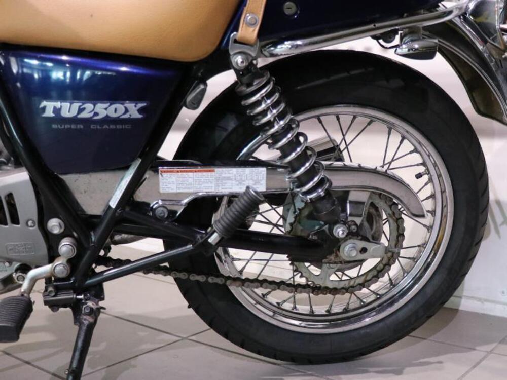 Suzuki TU 250 X (1997 - 03) (5)