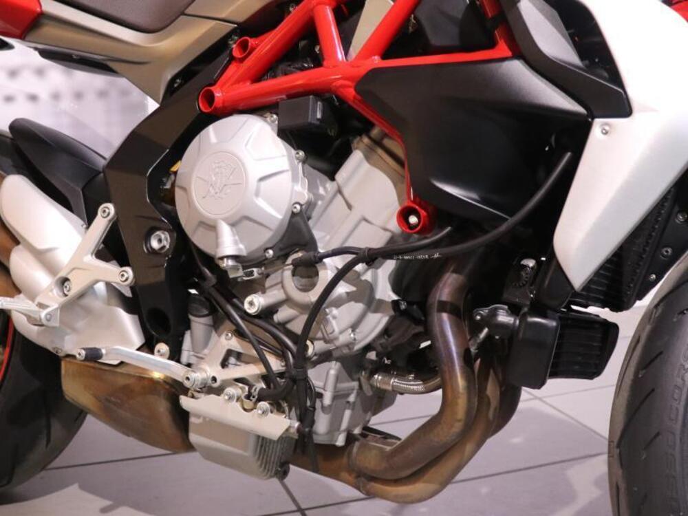 MV Agusta Brutale 800 (2012 - 15) (3)