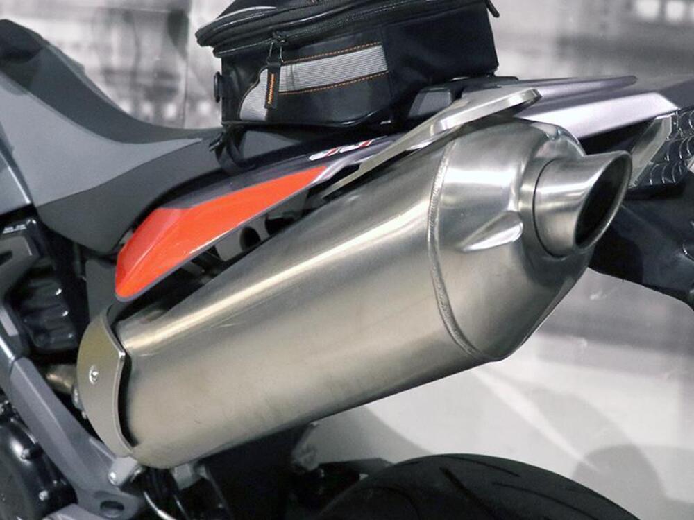 Bmw G 650 Xmoto (3)