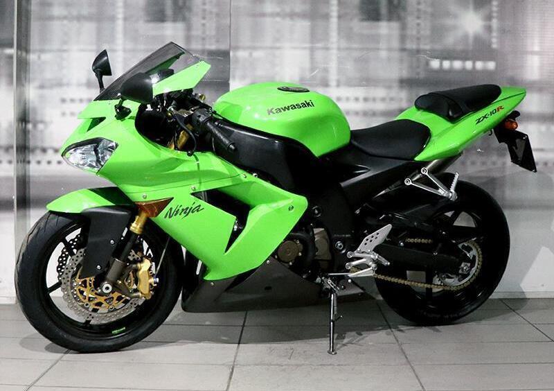 Kawasaki zx10r 2004 usata on sale