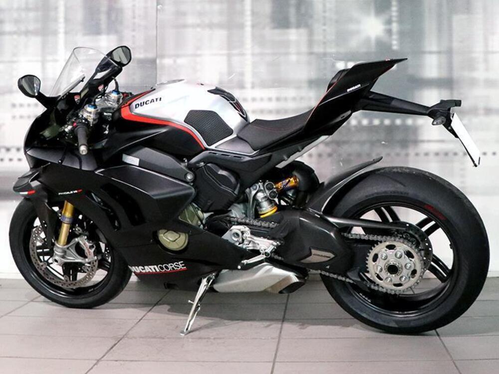 Ducati Panigale V4 1100 (2021) (2)