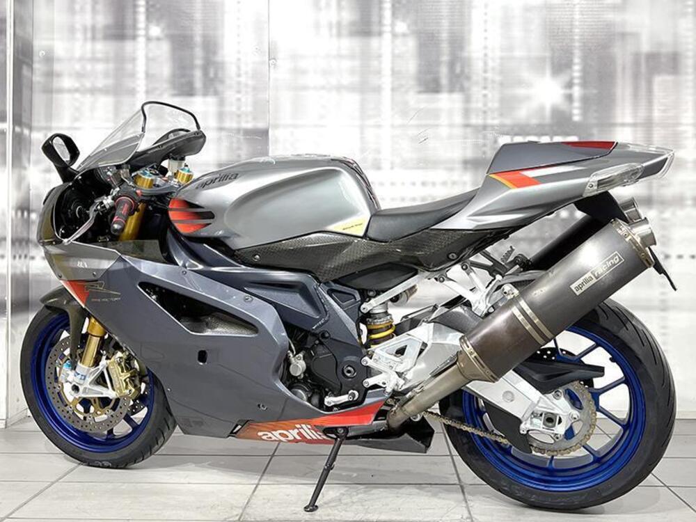 Aprilia RSV 1000 R Factory (2004 - 05) (2)