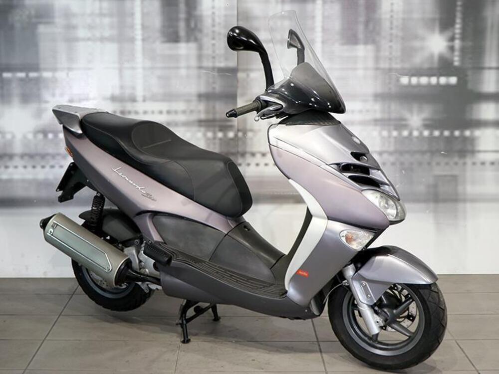 Aprilia Leonardo 300 ST