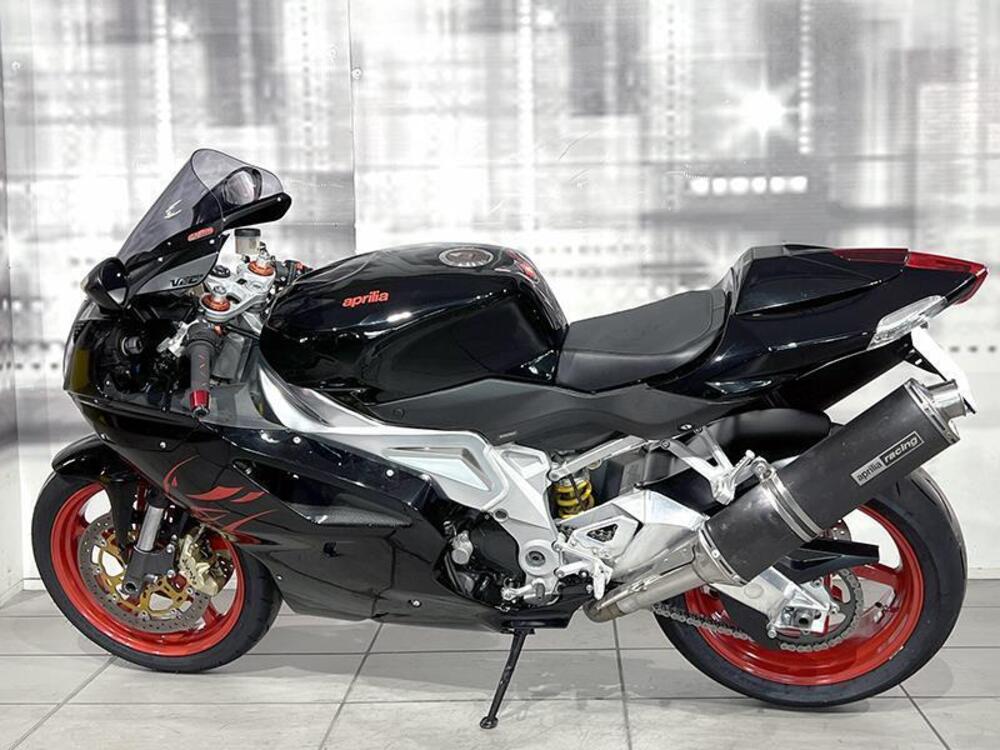 Aprilia RSV 1000 R (2006 - 09) (2)