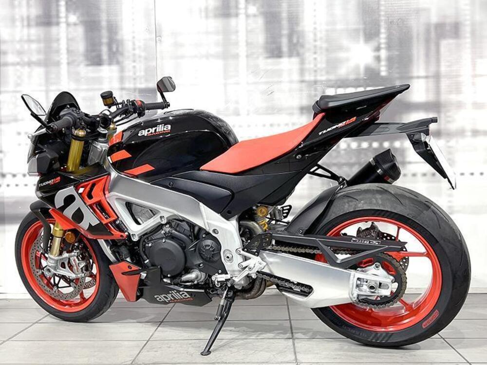 Aprilia Tuono 1100 V4 Factory (2021 - 24) (2)