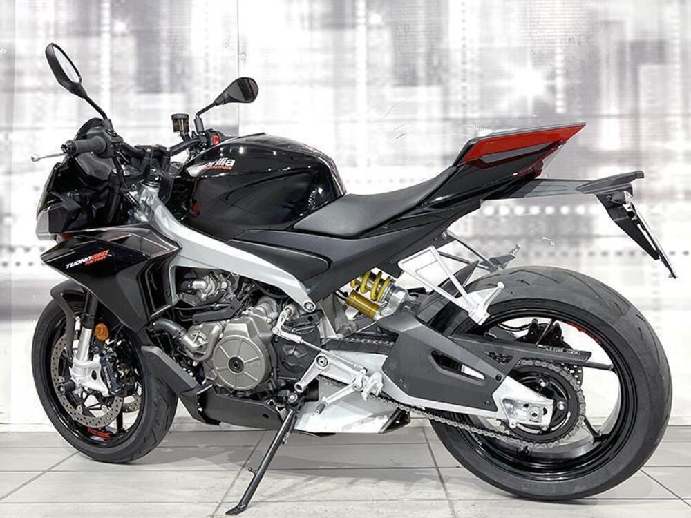 Aprilia Tuono 660 Factory (2022 - 24) (2)