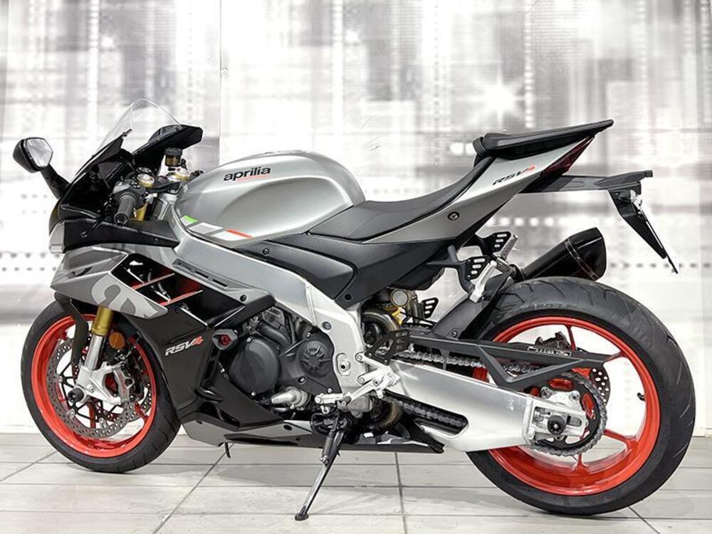 Aprilia RSV4 1100 (2021 - 24) (2)