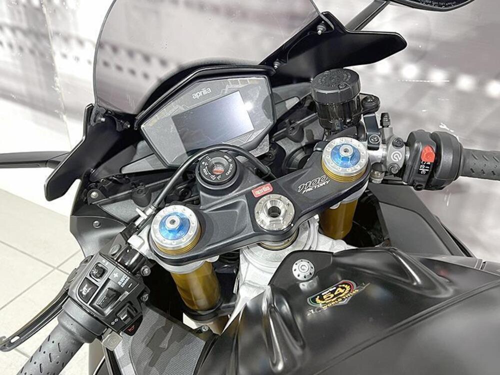 Aprilia RSV4 1100 Factory (2019 - 20) (5)