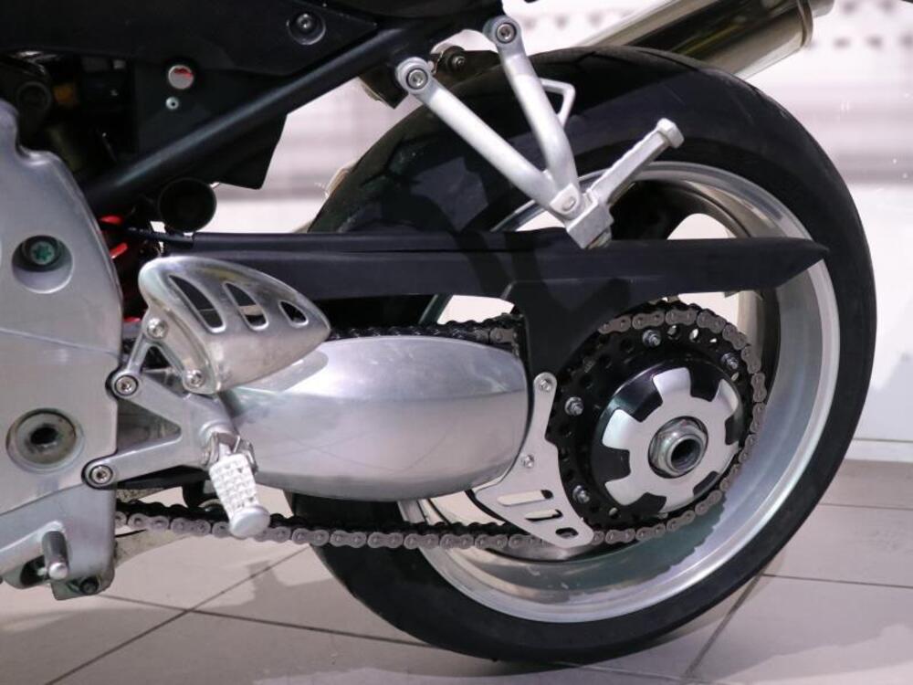 Triumph Speed Triple 955 (2002 - 04) (5)