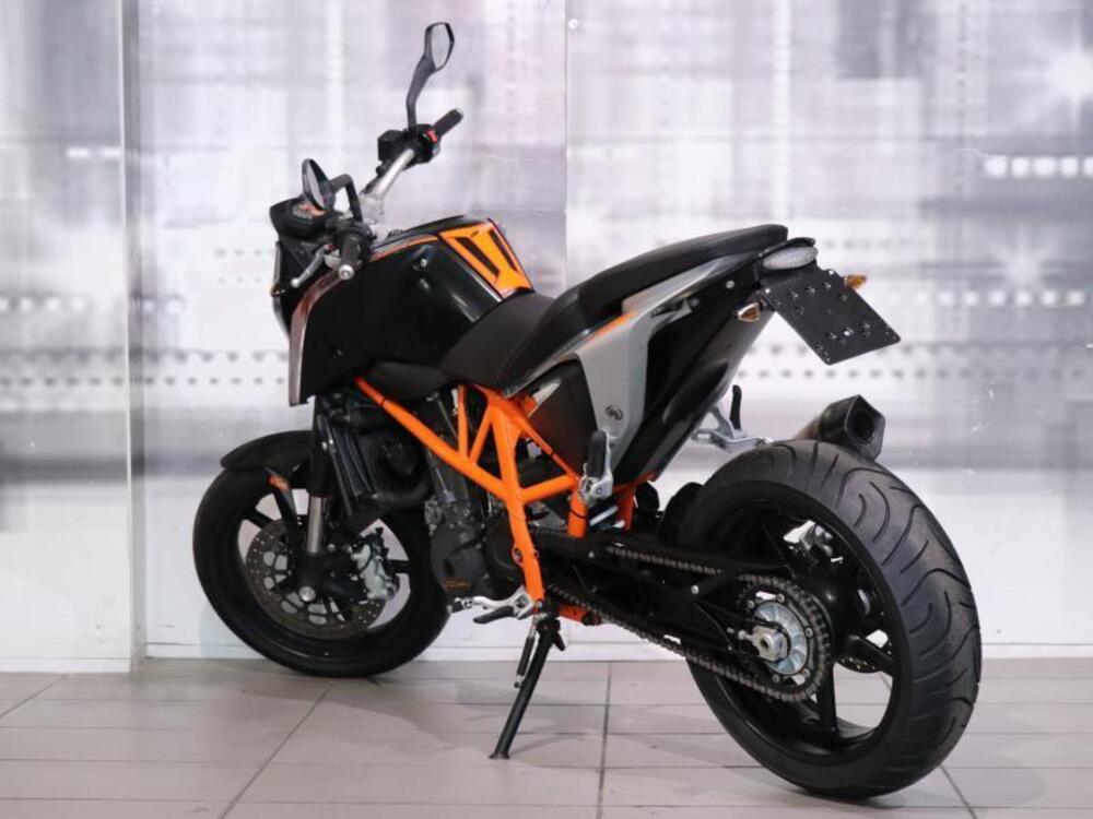 KTM 690 Duke (2012 - 16) (2)