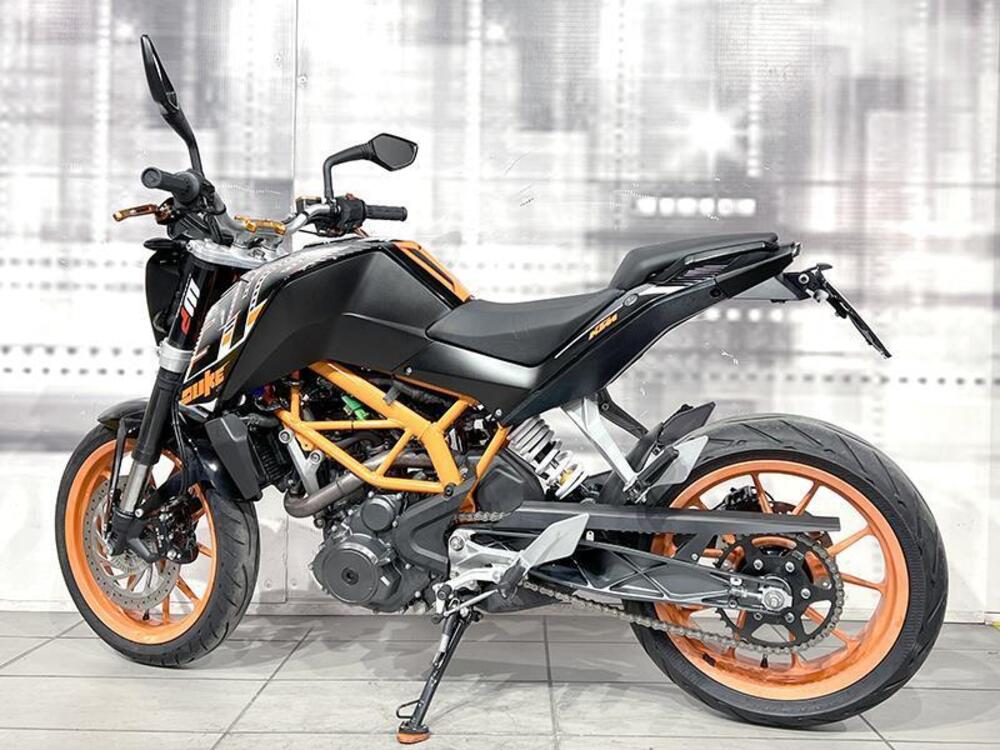 KTM 390 Duke ABS (2012 - 16) (2)