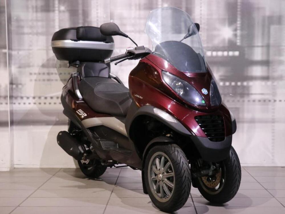 Piaggio MP3 250 i.e.