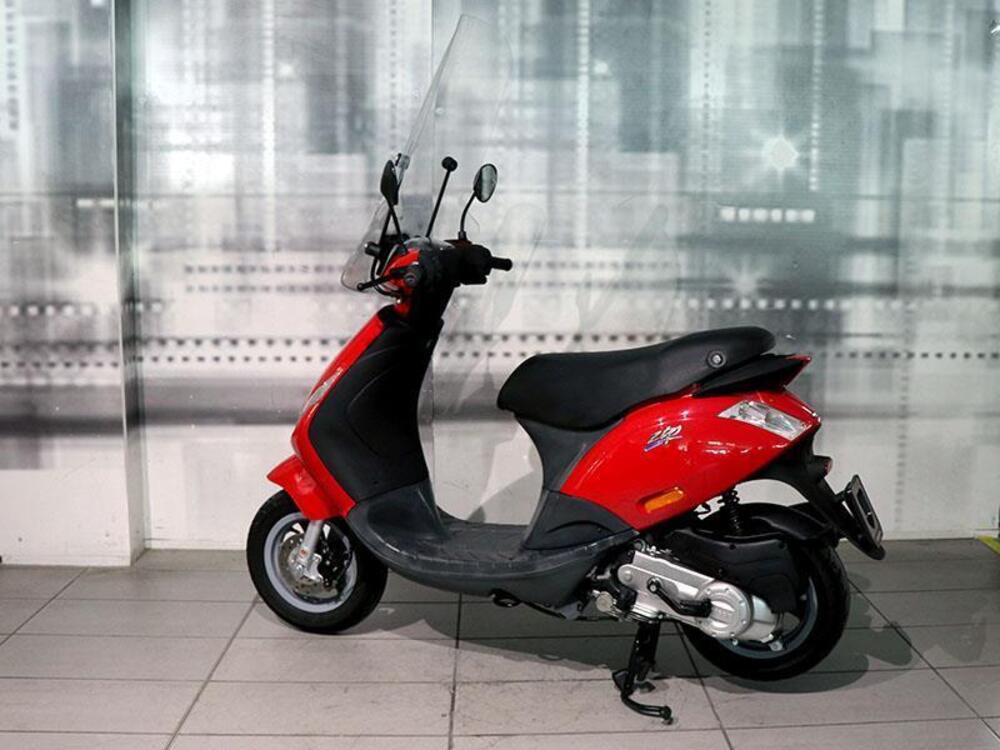 Piaggio Zip 50 2T (2000 - 18) (2)