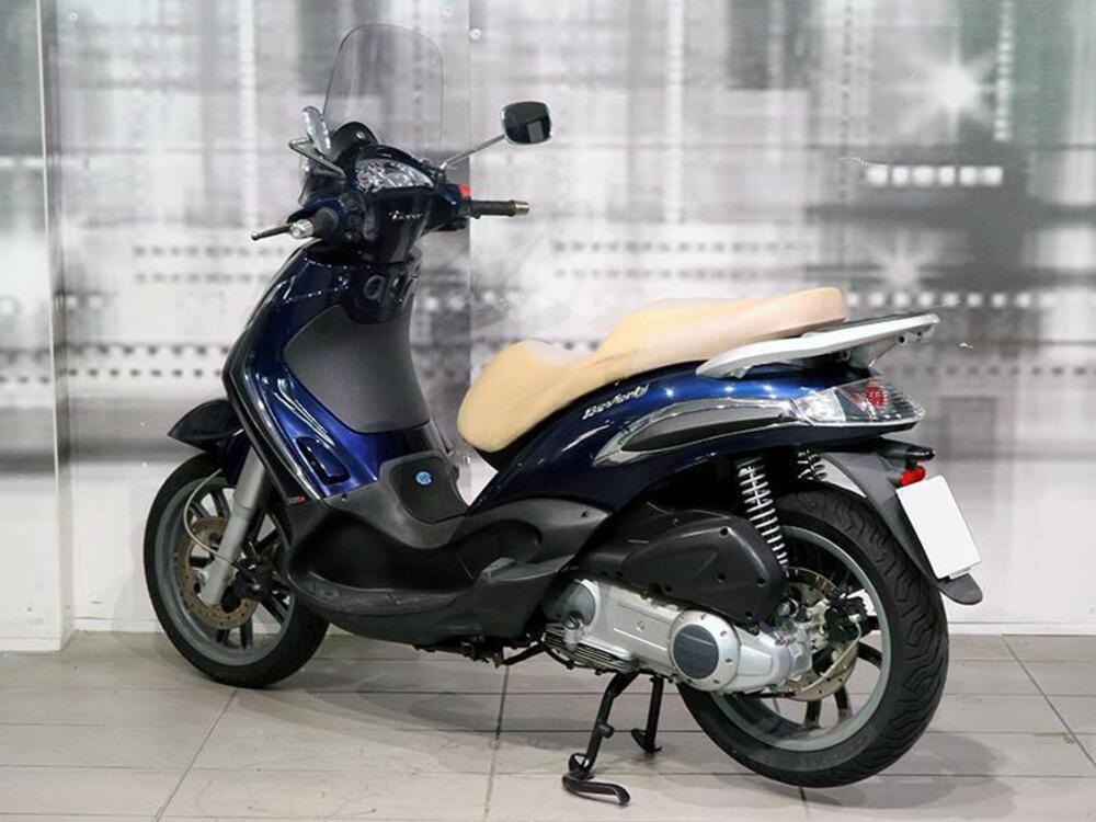 Piaggio Beverly 300 i.e. (2010 - 16) (2)