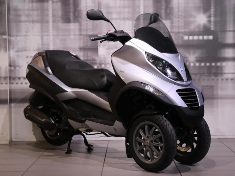 Piaggio MP3 125