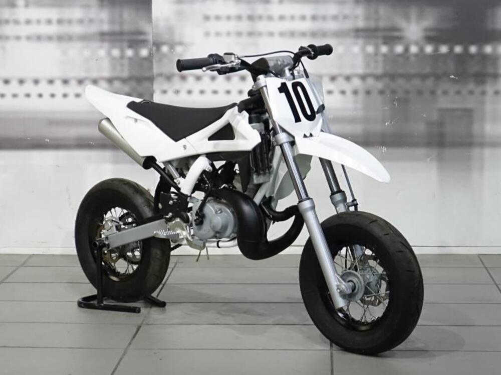 Husqvarna SM 50 (2012 - 13)