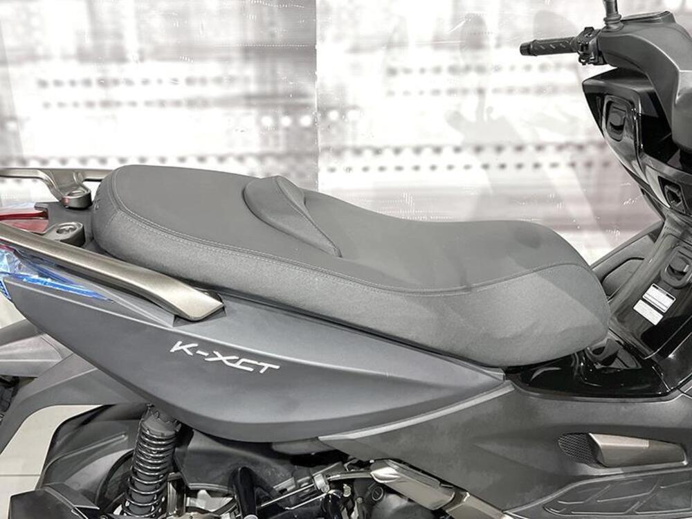 Kymco K-Xct 300i (2012 - 17) (4)