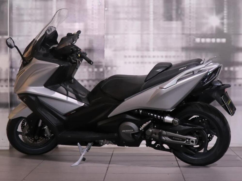 Kymco AK 550 (2017 - 19) (2)